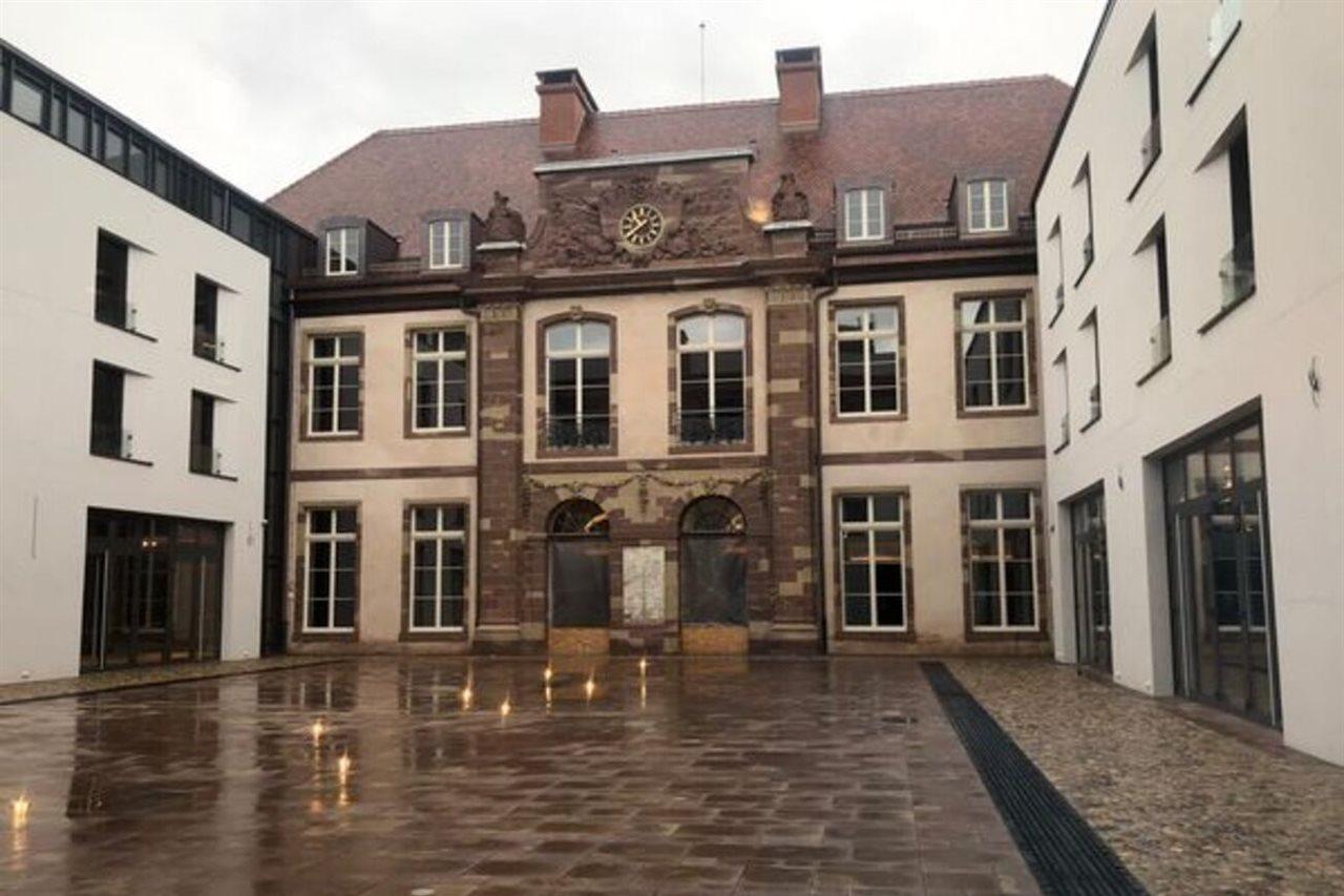 Hotel Leonor The Place To Live Страсбург Екстериор снимка