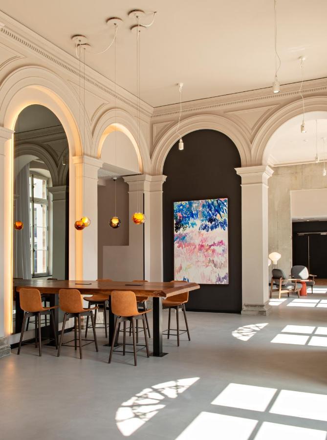 Hotel Leonor The Place To Live Страсбург Екстериор снимка